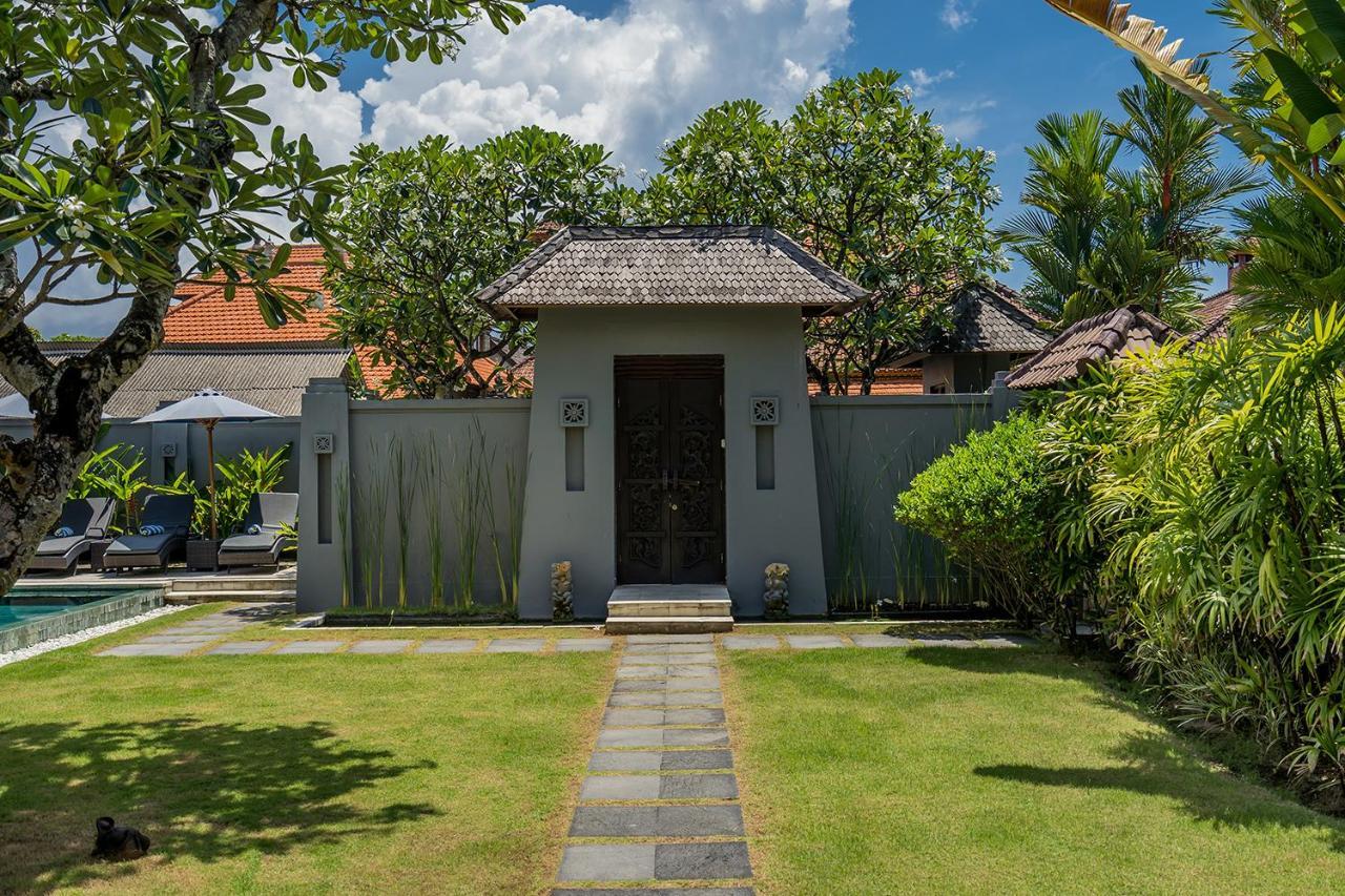 Bali Villa Lotus スミニャック エクステリア 写真