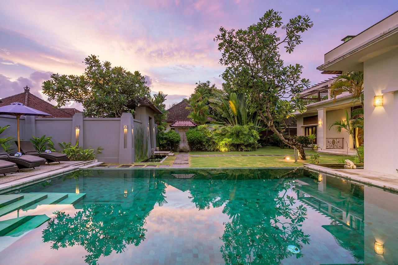 Bali Villa Lotus スミニャック エクステリア 写真